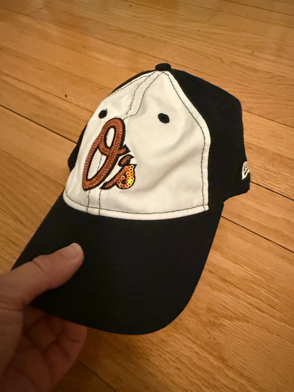 New Era Baltimore Orioles Women’s Hat – Black & White – Sequins O’s
